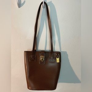 Dooney Bourke leather waterproof vintage bucket bag
